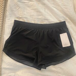 Athleta new with tags XL black ahorts